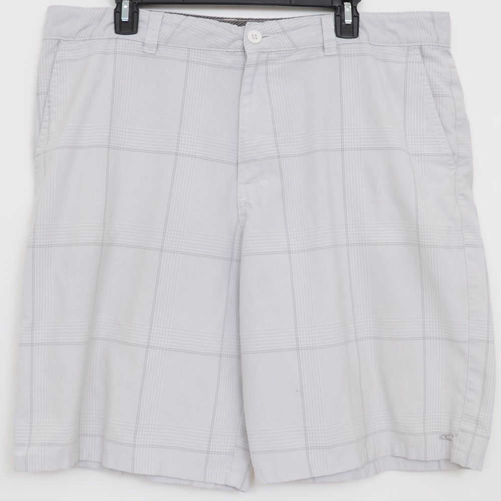 O'Neill Men's Size 40 Grey Flat Front Plaid Shorts Pockets Outdoor Sporty Golf‎